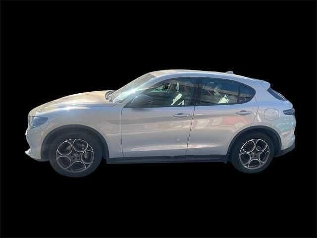 Usata Alfa Romeo Stelvio Sprint 210 CV (154 kW) 2023 Grigio SUV