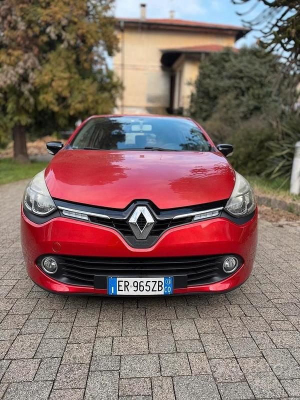 Usata Renault Clio IV 75 CV (55 kW) 2013 Rosso Berlina