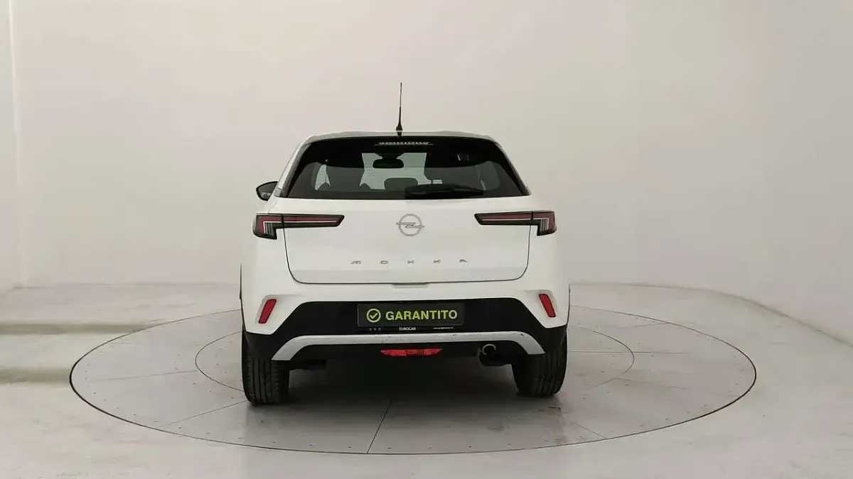 Usata Opel Mokka Elegance 110 CV (80 kW) 2022 Bianco SUV