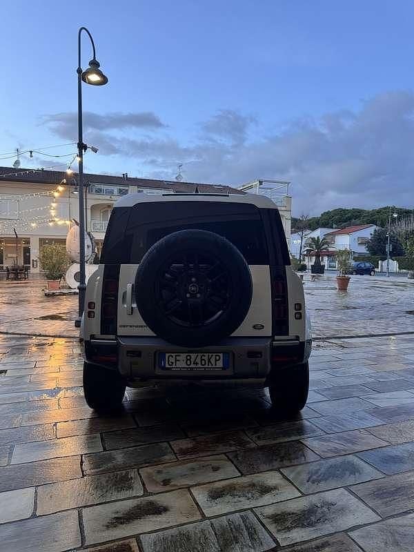 Usata Land Rover Defender HSE 249 CV (183 kW) 2021 SUV