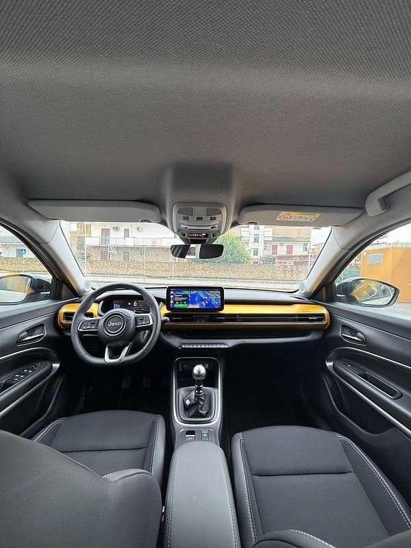 Usata Jeep Avenger Summit 101 CV (74 kW) 2023 Beige SUV