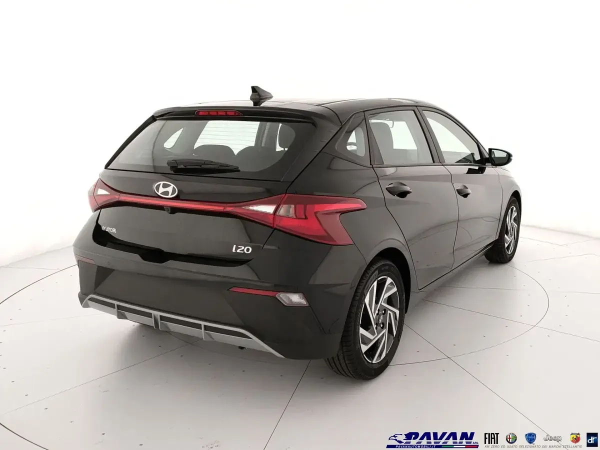 Nuova Hyundai i20 77 CV (56 kW) 2026 Nero Utilitaria