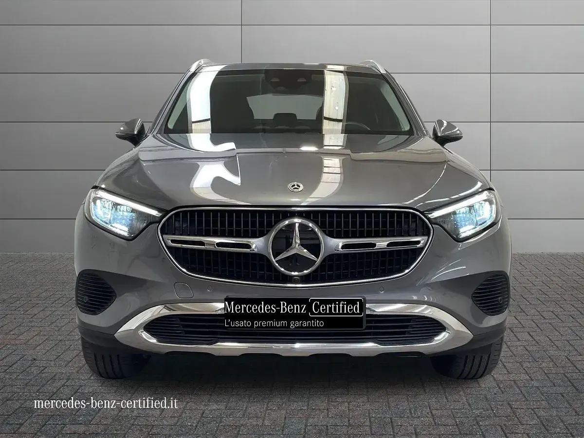 Usata Mercedes GLC220 Advanced Plus 197 CV (144 kW) 2023 Grigio medio metallizzato SUV