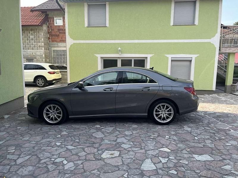 Usata Mercedes CLA220 Executive 170 CV (125 kW) 2015 Grigio Berlina