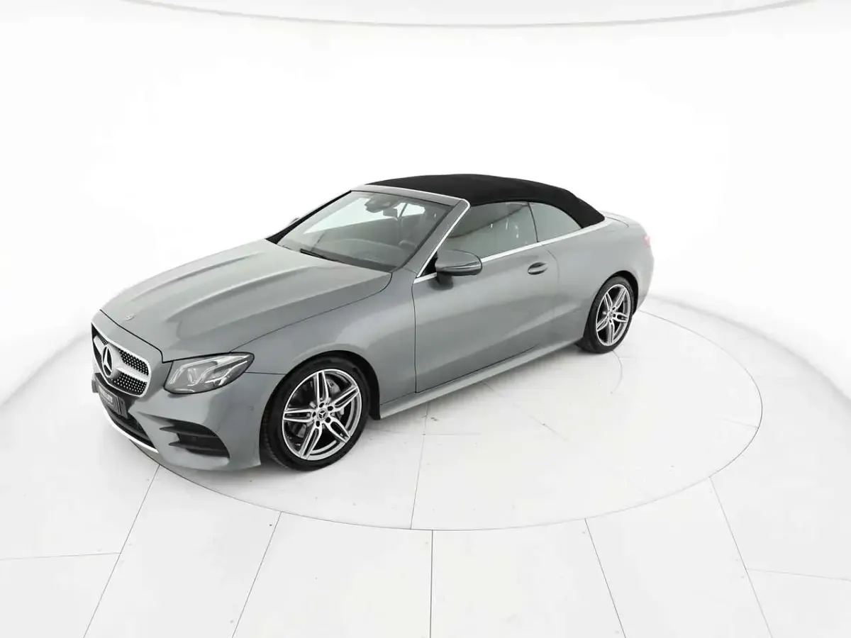 Usata Mercedes E220 Premium 194 CV (142 kW) 2019 Argento Cabrio
