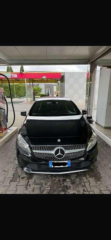 Usata Mercedes A180 109 CV (80 kW) 2016 Berlina