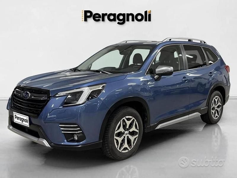 Usata Subaru Forester Style 150 CV (110 kW) 2023 Blu SUV
