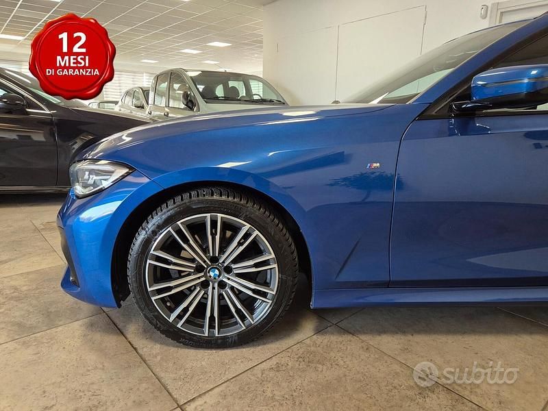 Usata BMW 320e M Sport 190 CV (139 kW) 2021 Blu Station wagon
