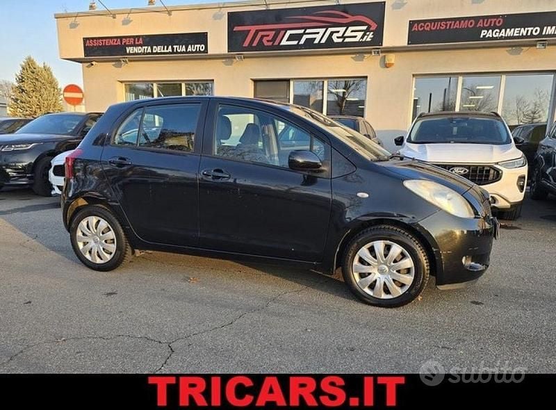 Usata Toyota Yaris 87 CV (63 kW) 2008 Nero Berlina