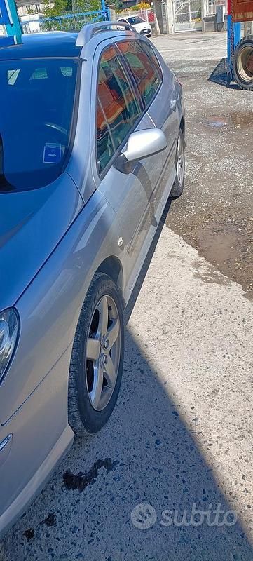 Usata Peugeot 407 140 CV (102 kW) 2010 Grigio Station wagon