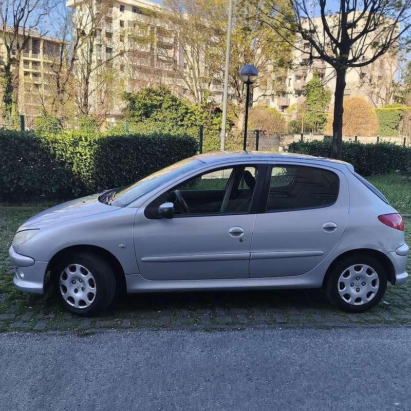 Usata Peugeot 206 75 CV (55 kW) 2006 Berlina