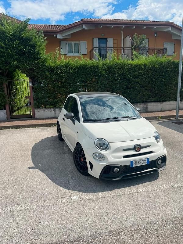 Usata Abarth 595 250 CV (183 kW) 2017 Bianco Utilitaria