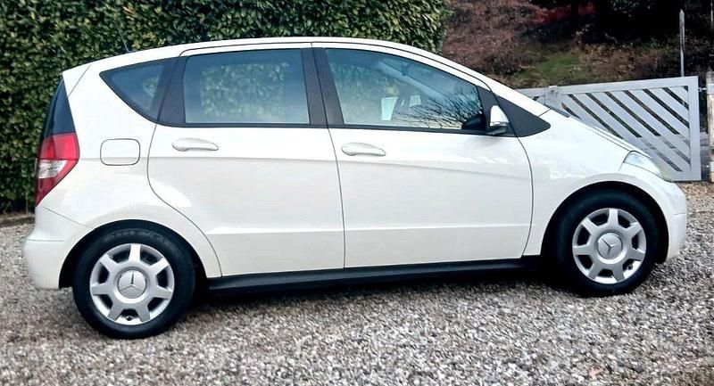 Usata Mercedes A160 Executive 82 CV (60 kW) 2011 Utilitaria
