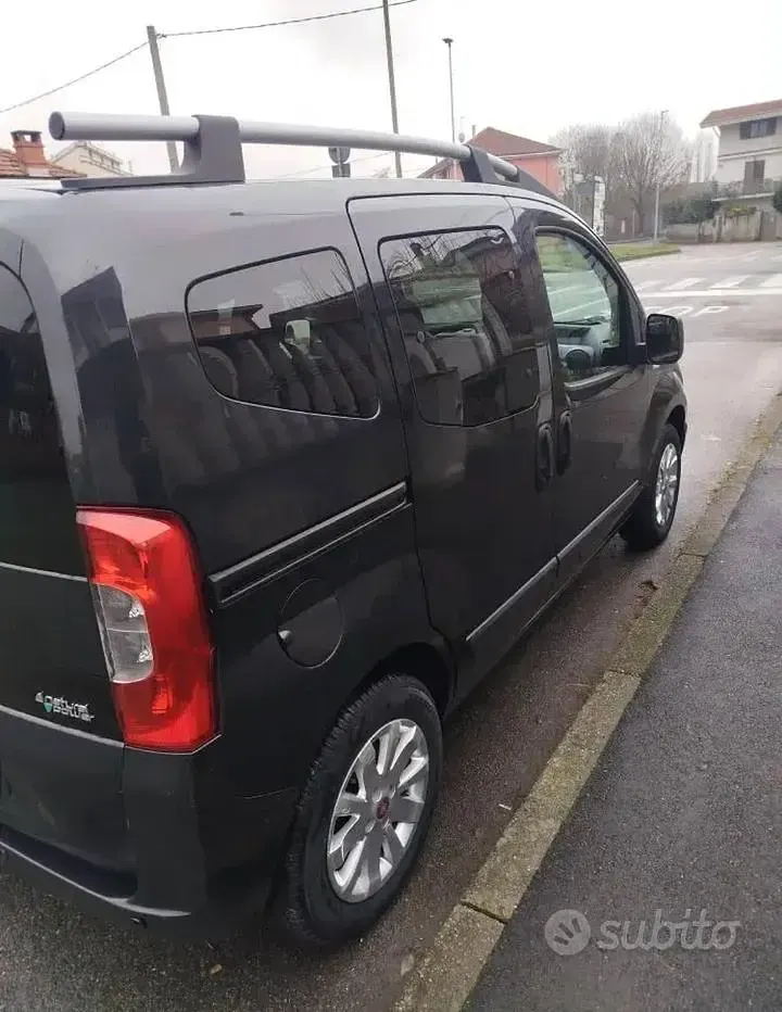 Usata Fiat Qubo Trekking 77 CV (56 kW) 2015 Nero Monovolume
