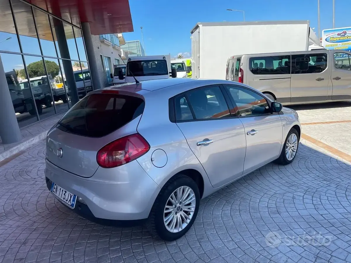 Usata Fiat Bravo Street 120 CV (88 kW) 2012 Grigio Utilitaria