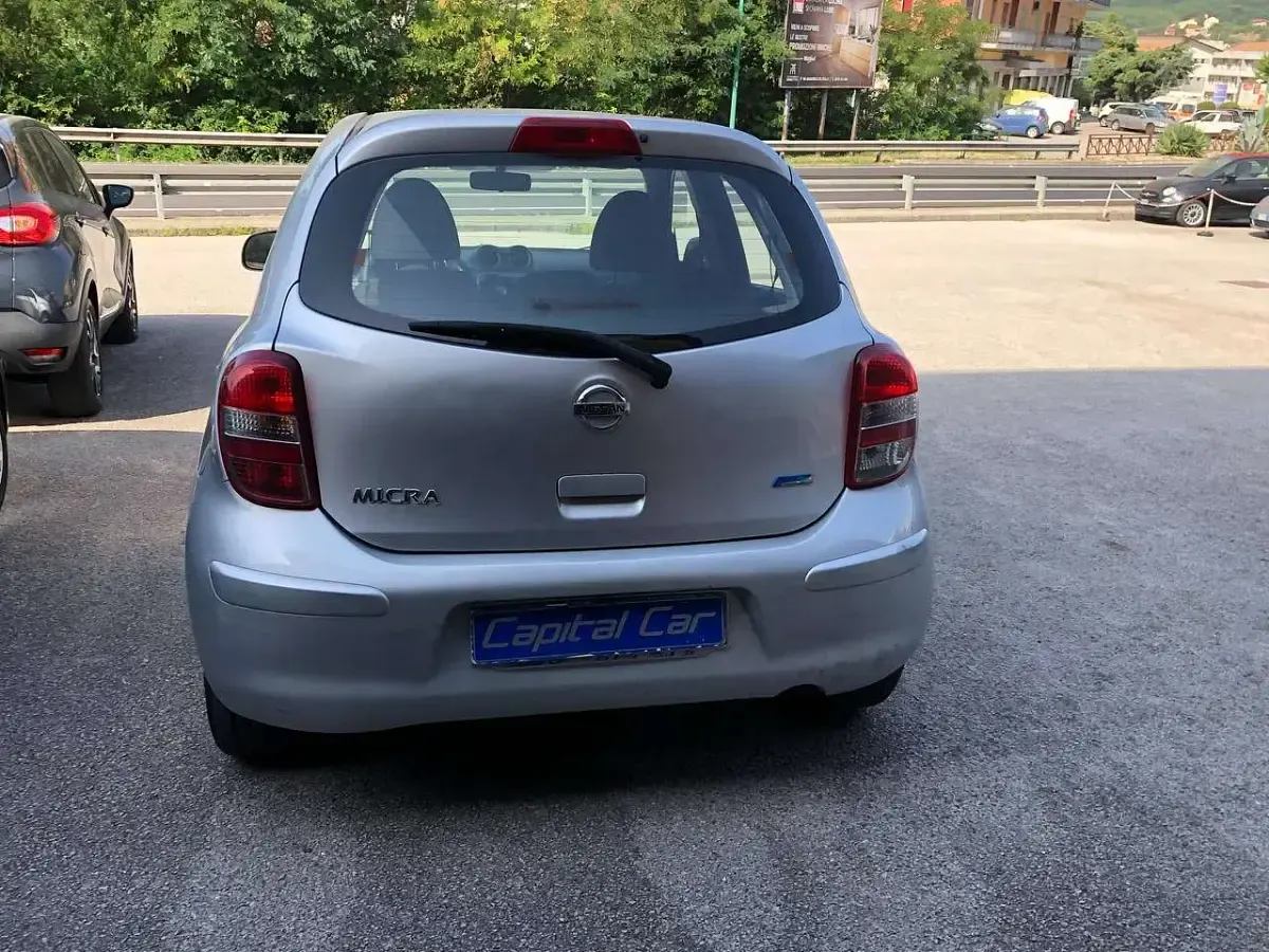 Usata Nissan Micra Acenta 80 CV (58 kW) 2011 Argento Utilitaria