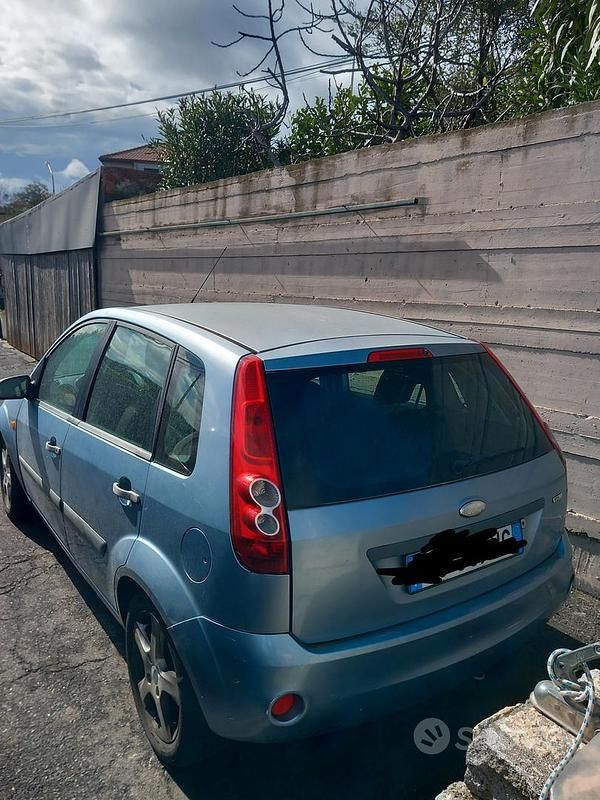 Usata Ford Fiesta 2006 Utilitaria