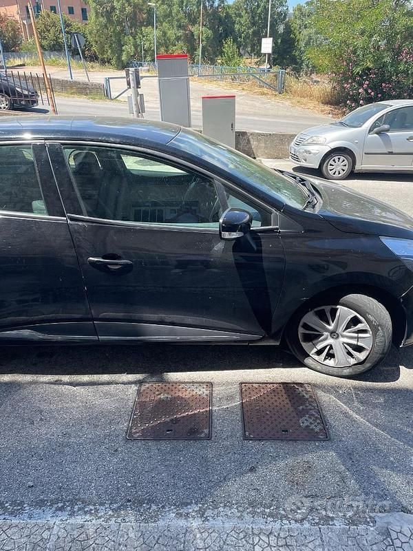 Usata Renault Clio IV Life 90 CV (66 kW) 2019 Nero Berlina