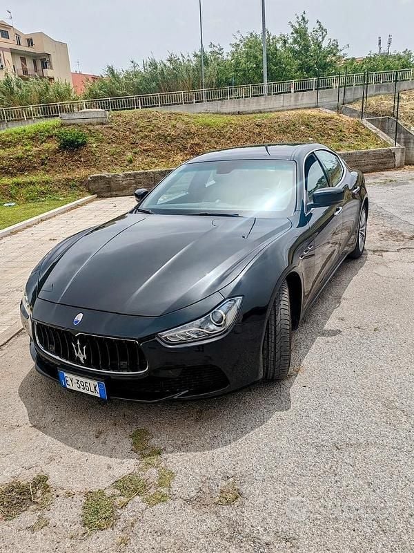 Usata Maserati Ghibli 250 CV (183 kW) 2015 Nero Berlina