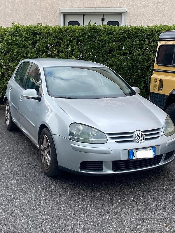 Usata VW Golf V 136 CV (100 kW) 2005 Grigio Berlina