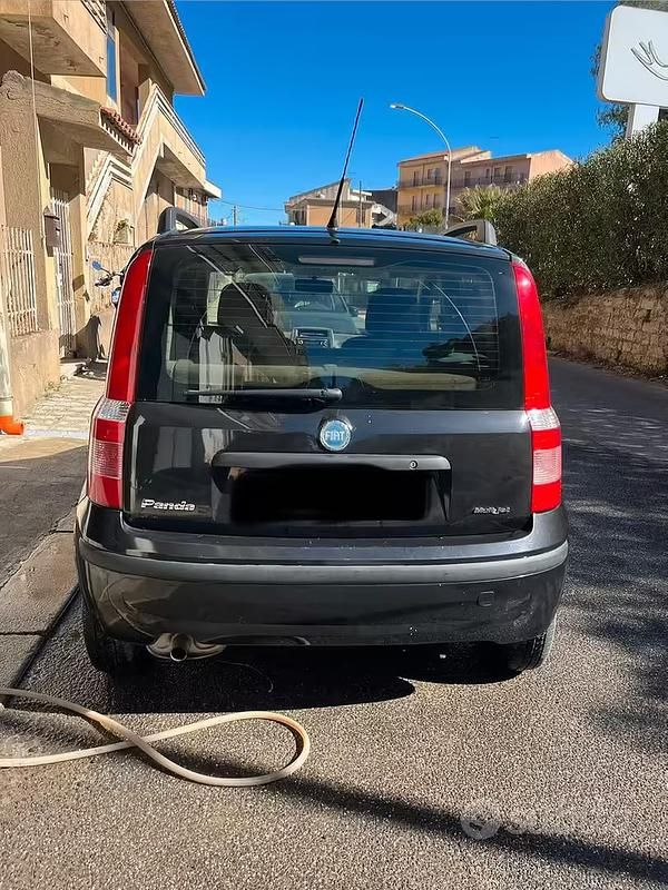 Usata Fiat Panda 70 CV (51 kW) 2005 Nero Utilitaria