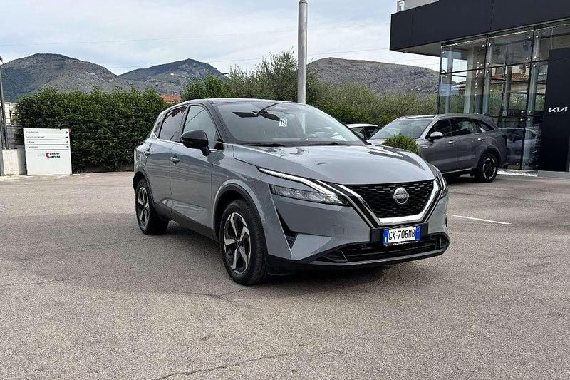 Grigio Usata 2022 Nissan Qashqai N-Connecta SUV | 22.900 € (Buon prezzo) - Immagine 1/4