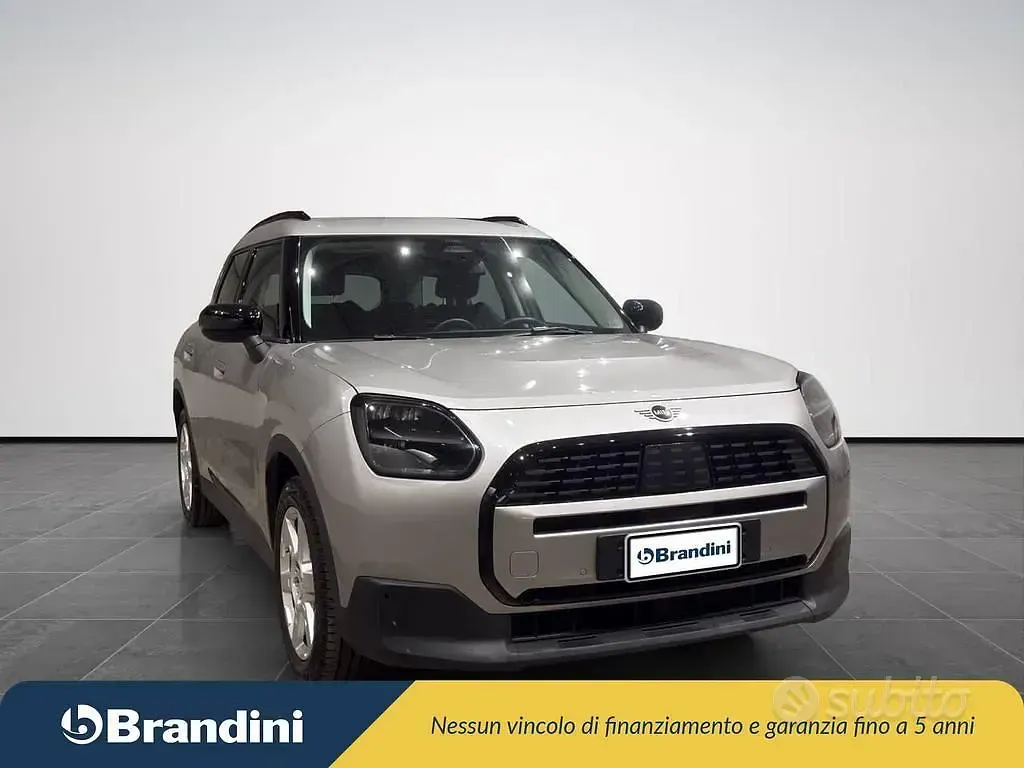 Usata Mini Countryman Classic 163 CV (119 kW) 2024 Melting silver SUV