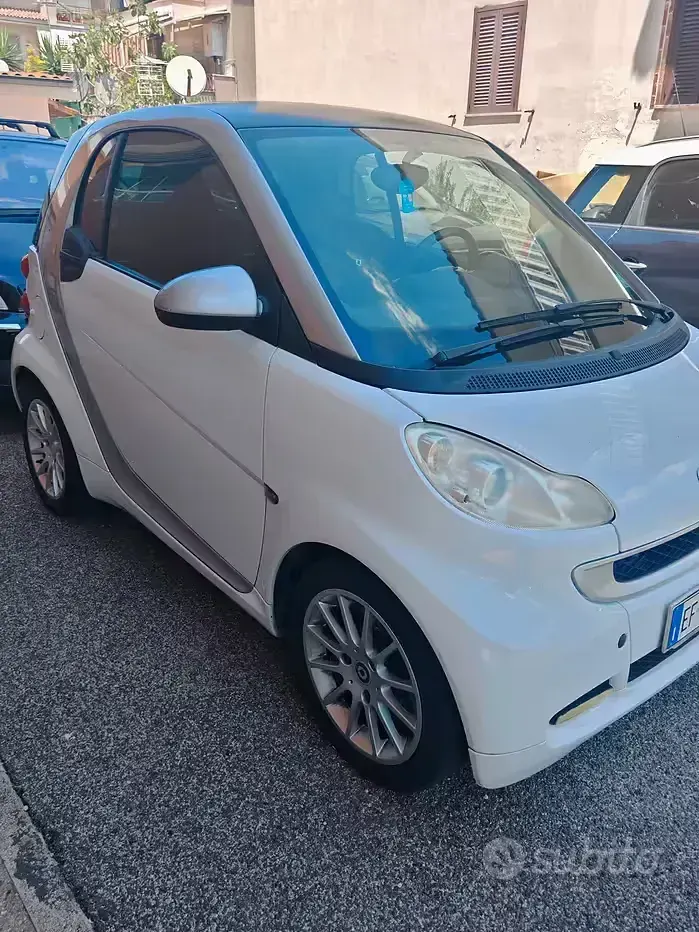 Usata Smart ForTwo Coupé 71 CV (52 kW) 2010 Bianco Coupé