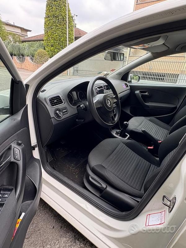 Usata VW Polo 50 CV (36 kW) 2013 Bianco Berlina