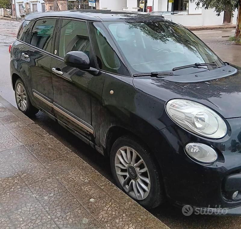 Usata Fiat 500L Lounge 105 CV (77 kW) 2015 Nero Monovolume