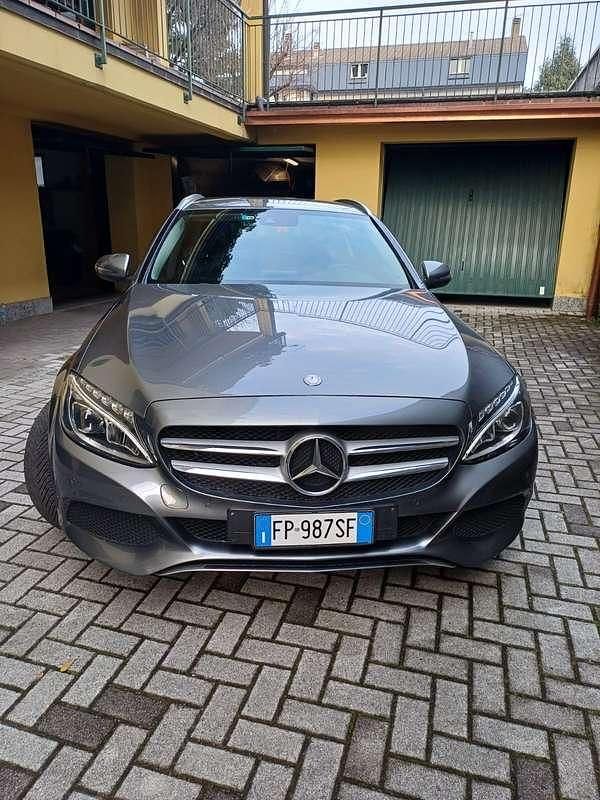 Usata Mercedes C200 Business 136 CV (100 kW) 2016 Grigio Station wagon