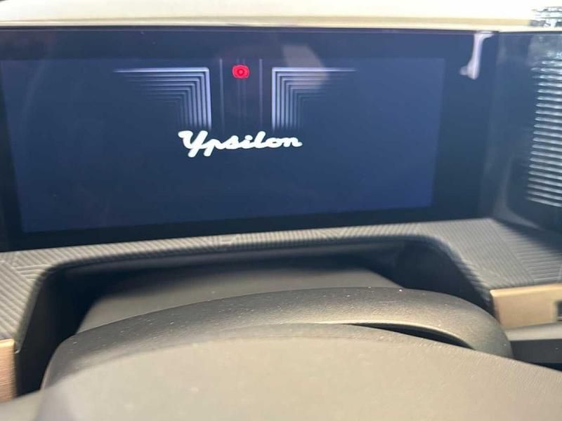 Usata Lancia Ypsilon 110 CV (80 kW) 2025 Grigio Utilitaria