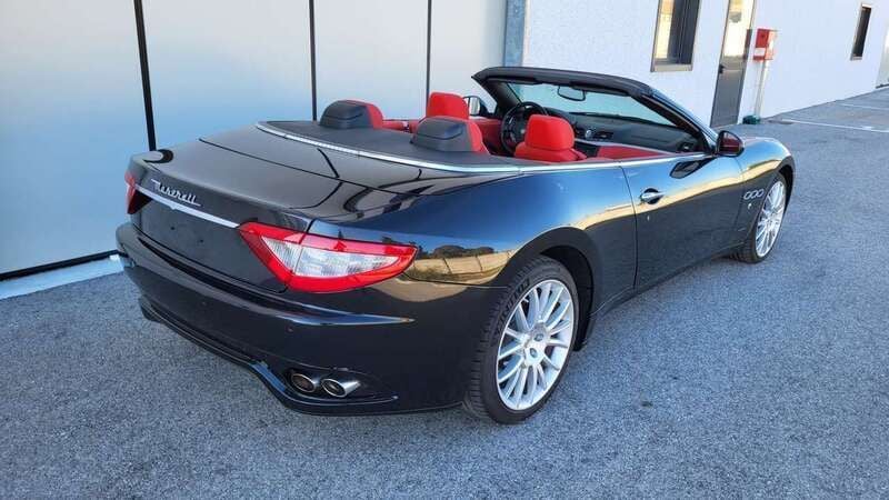 Usata Maserati GranCabrio 439 CV (322 kW) 2010 Nero Cabrio