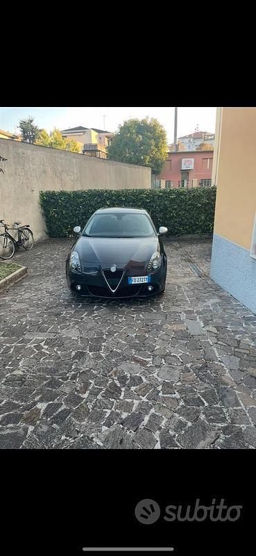 Usata Alfa Romeo Giulietta 120 CV (88 kW) 2016 Utilitaria