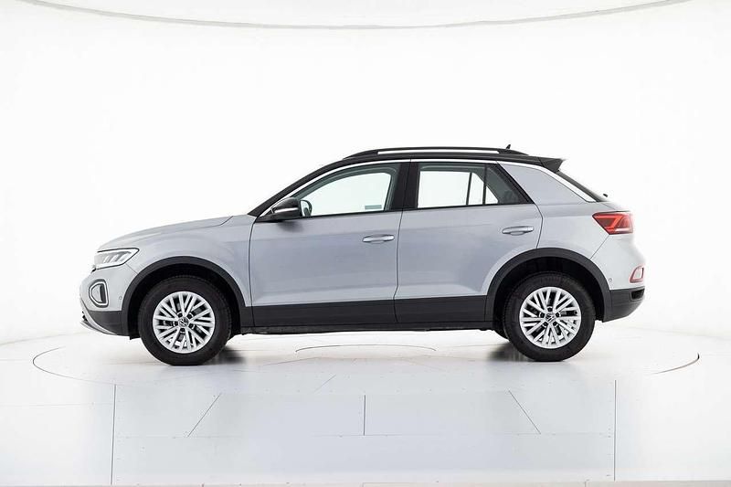 Usata VW T-Roc Life 150 CV (110 kW) 2024 Argento SUV