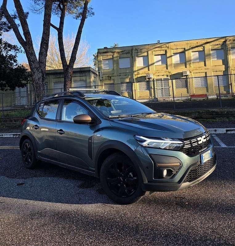 Usata 2024 Dacia Sandero Extreme Tre volumi | 14.750 € (Ottimo prezzo) - Immagine 1/4