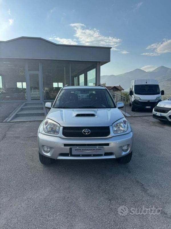 Usata Toyota RAV4 Sol 116 CV (85 kW) 2003 Grigio SUV