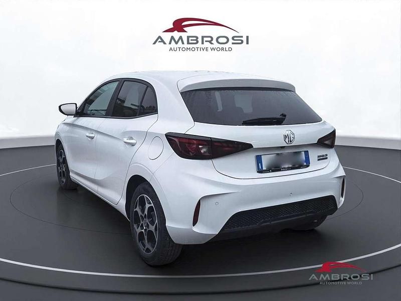Nuova MG MG3 Luxury 265 CV (194 kW) 2025 Dover white Utilitaria