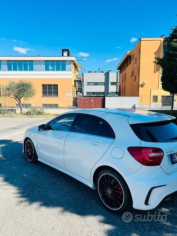 Usata Mercedes A200 136 CV (100 kW) 2013 Bianco Berlina