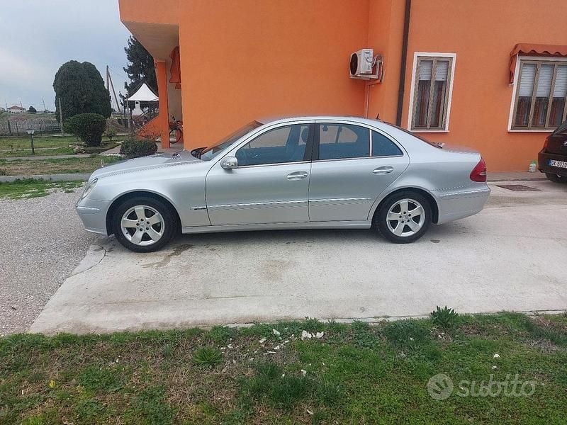 Occasion Mercedes E270 177 ch (130 kW) 2002 Berline