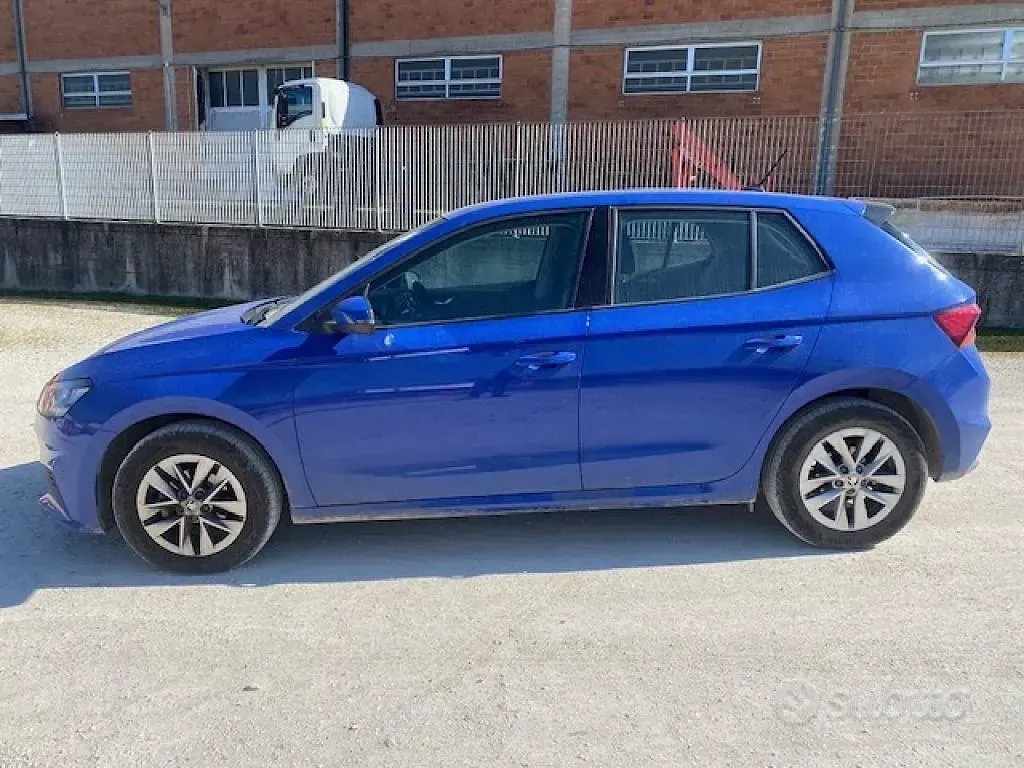 Usata Skoda Fabia Ambition 65 CV (47 kW) 2023 Bluazzurro Utilitaria