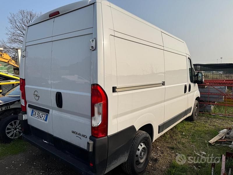 Usata Opel Movano S 140 CV (102 kW) 2023 Bianco Furgone