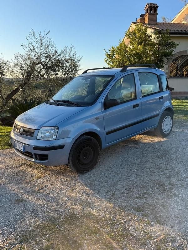 Usata Fiat Panda Dynamic 59 CV (43 kW) 2010 Blu Utilitaria