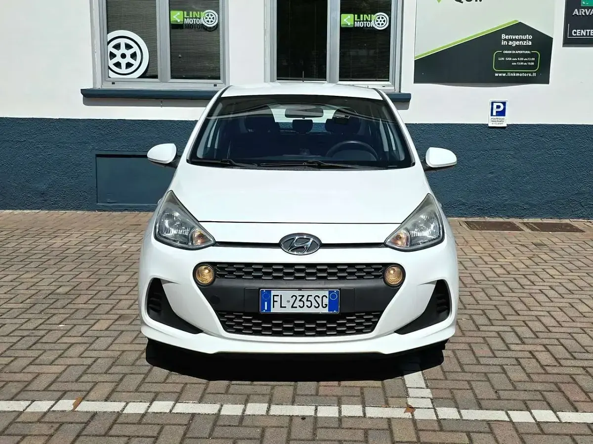 Usata Hyundai i10 Classic 67 CV (49 kW) 2017 Bianco Utilitaria