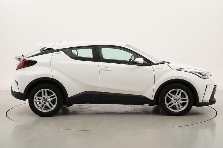 Usata Toyota C-HR Business Edition 122 CV (89 kW) 2021 Bianco SUV