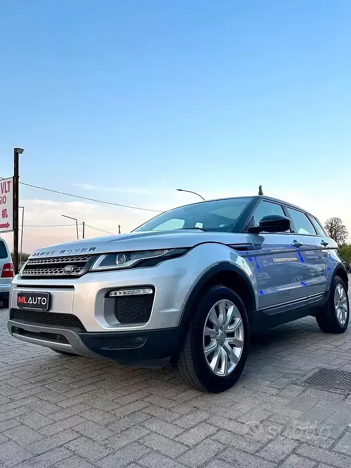 Usata Land Rover Range Rover evoque HSE Dynamic 150 CV (110 kW) 2016 Grigio SUV