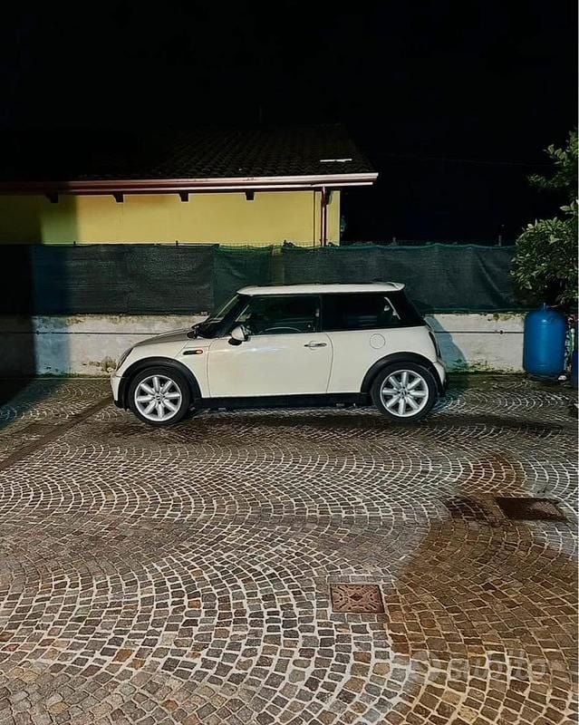 Usata Mini Cooper 116 CV (85 kW) 2005 Utilitaria