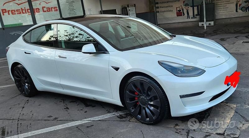Usata Tesla Model 3 Performance 461 kW (627 CV) 2021 Bianco Berlina
