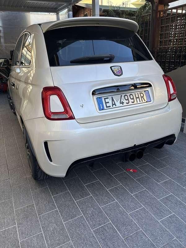 Usata Abarth 500 135 CV (99 kW) 2010 Utilitaria