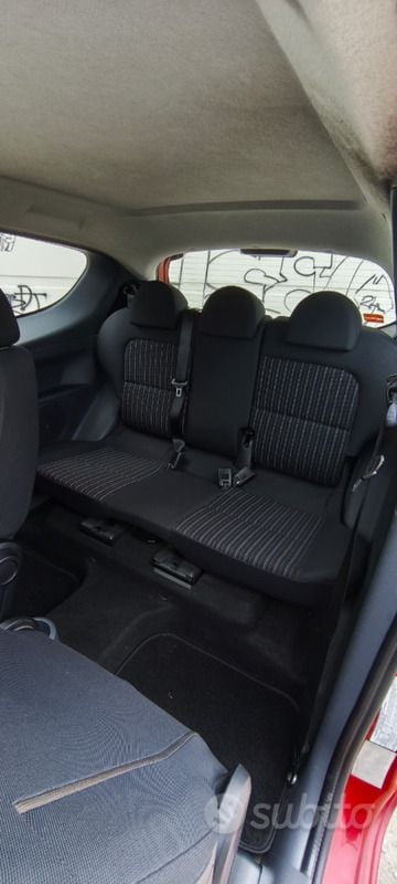 Usata Mitsubishi Colt 75 CV (55 kW) 2010 Rosso Utilitaria